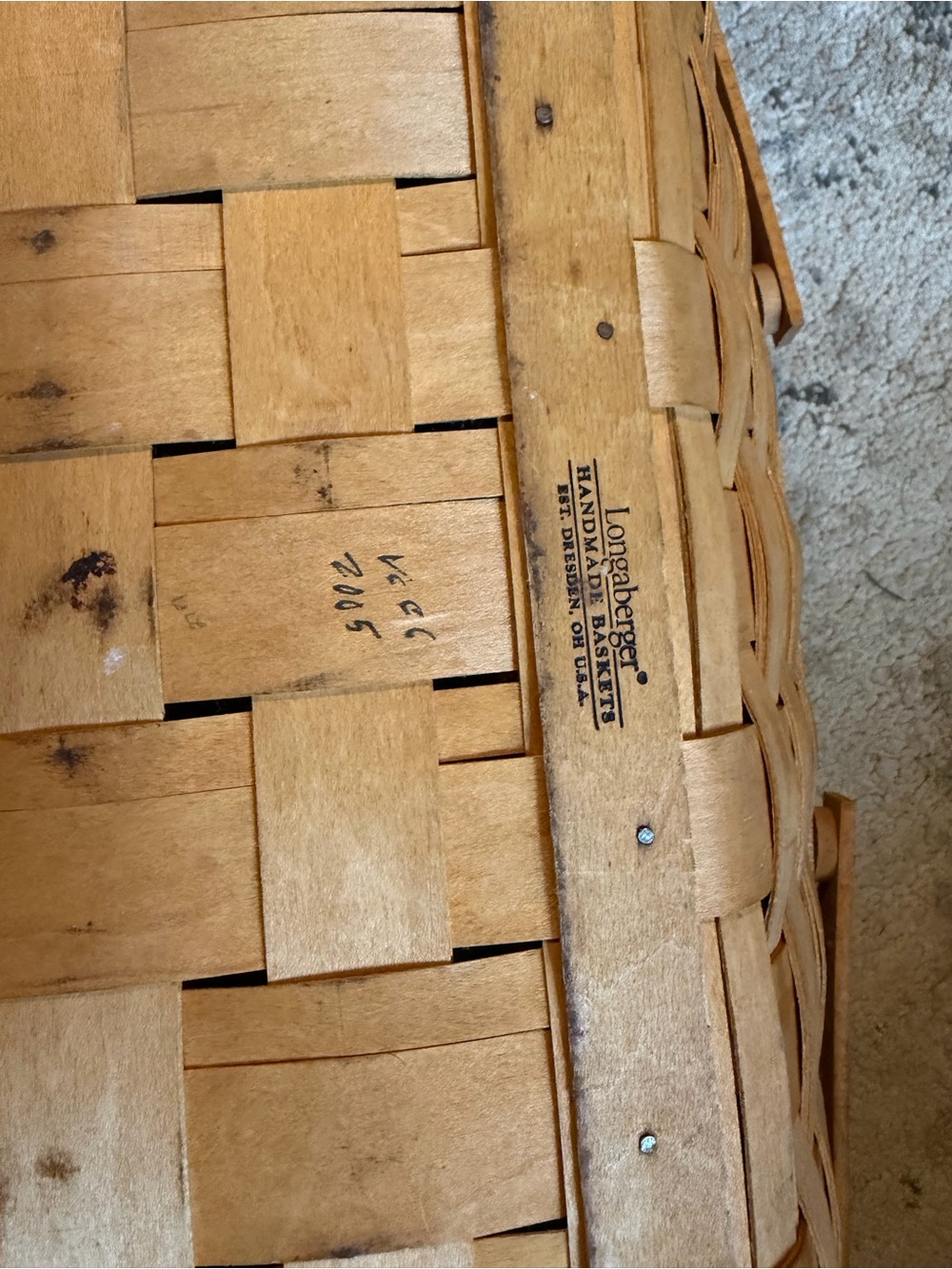 Longaberger Natural Tan Woven gathering  basket 2005